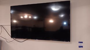 TCL 50RP62UK 50in Roku Smart 4K UHD LED TV and wall bracket (Purchaser responsible to remove from