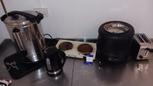 Contents of table top to include Lloydtron E1920-BK stainless steel 20 litre urn, Buffalo L715