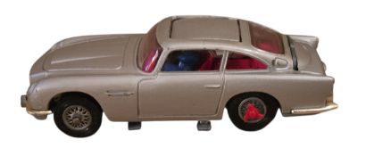 Corgi Toys No. 261 – James Bond’s Aston Martin DB5, c.1965–1969 A classic original die-cast model of