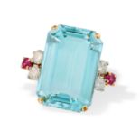AN AQUAMARINE, RUBY AND DIAMOND RING in 18ct yellow gold and platinum, set with an octagonal