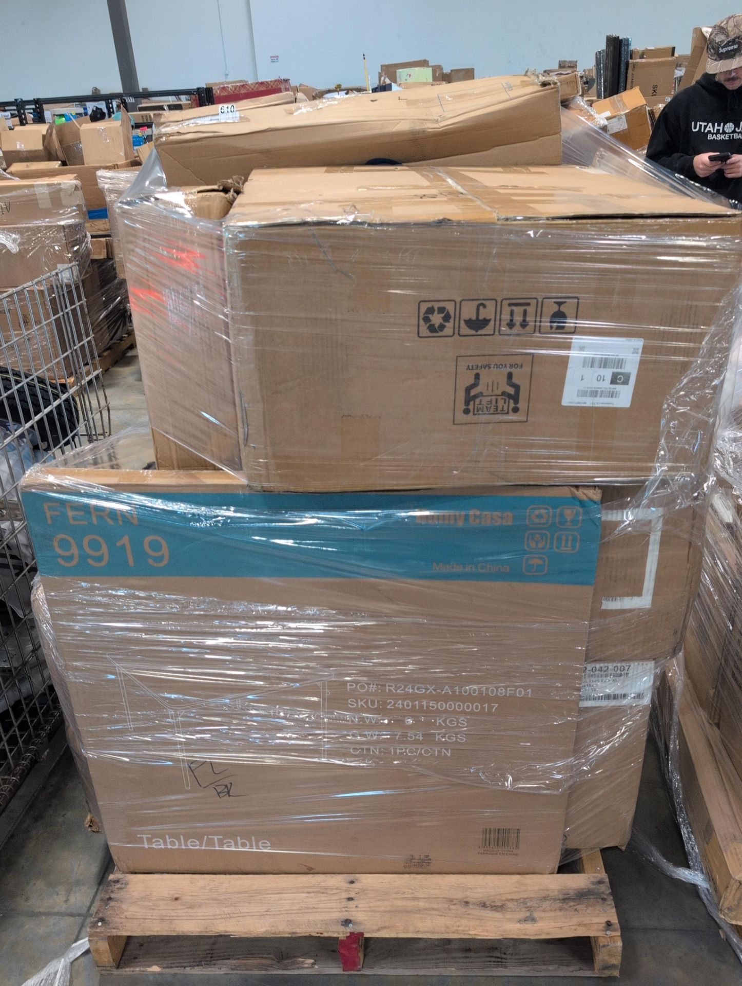 Sofa piece, folding table, Shefman countertop, VEVOR product, hoses ...