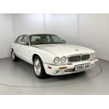 1997 Jaguar XJ8