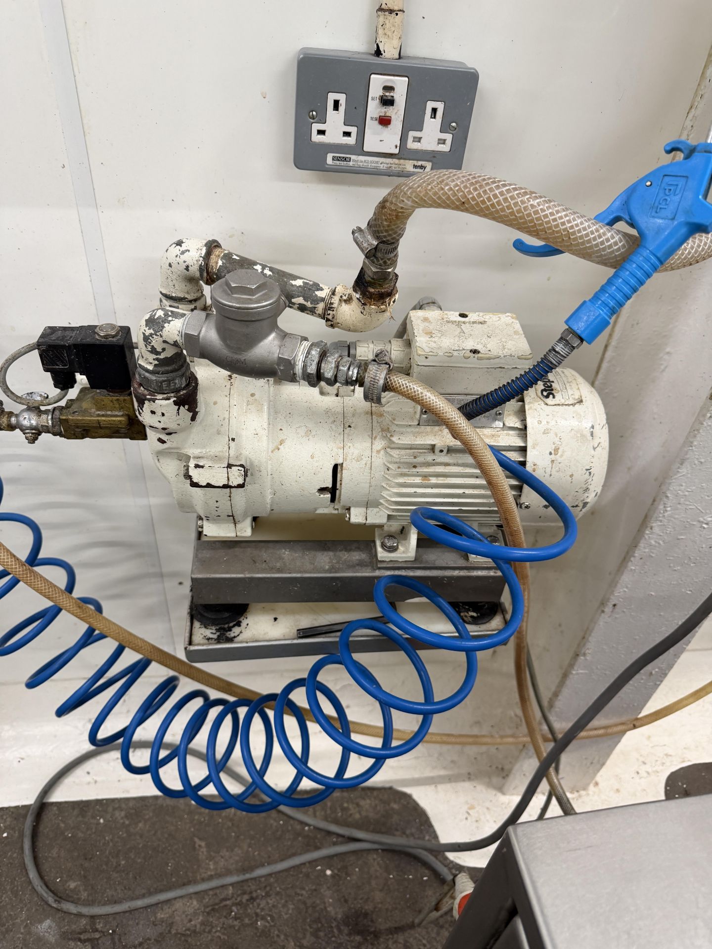 Stephan Pump 1 x Stephan UM 44E e. Emulsifying / Cooking and mixing with pump unit ...