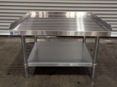 NEW 36" X 30" STAINLESS STEEL EQUIPMENT STAND, OMCAN 22059
