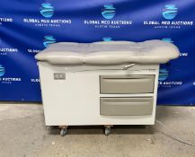Brewer Access 5001 Series Exam Table