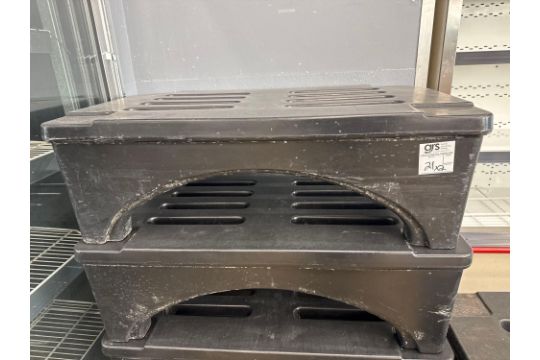 [TITLE] Dunnage Racks Plastic [BRAND] Hubert [DIMENSIONS(WxDxH)] 35.5 ...