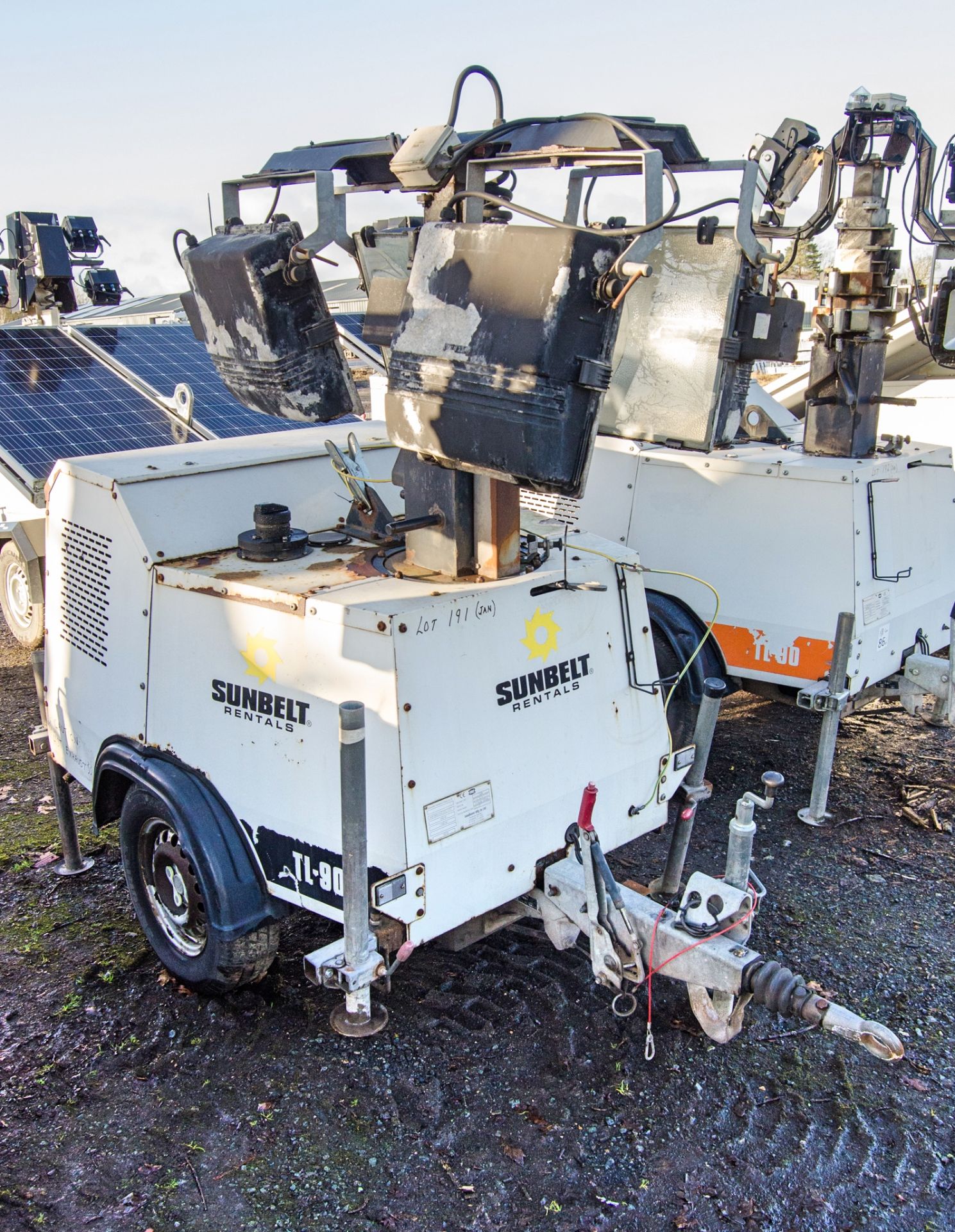 SMC TL90 diesel driven 4 head halogen fast tow mobile lighting tower Year: 2010 S/N: T90108601 - Image 2 of 10