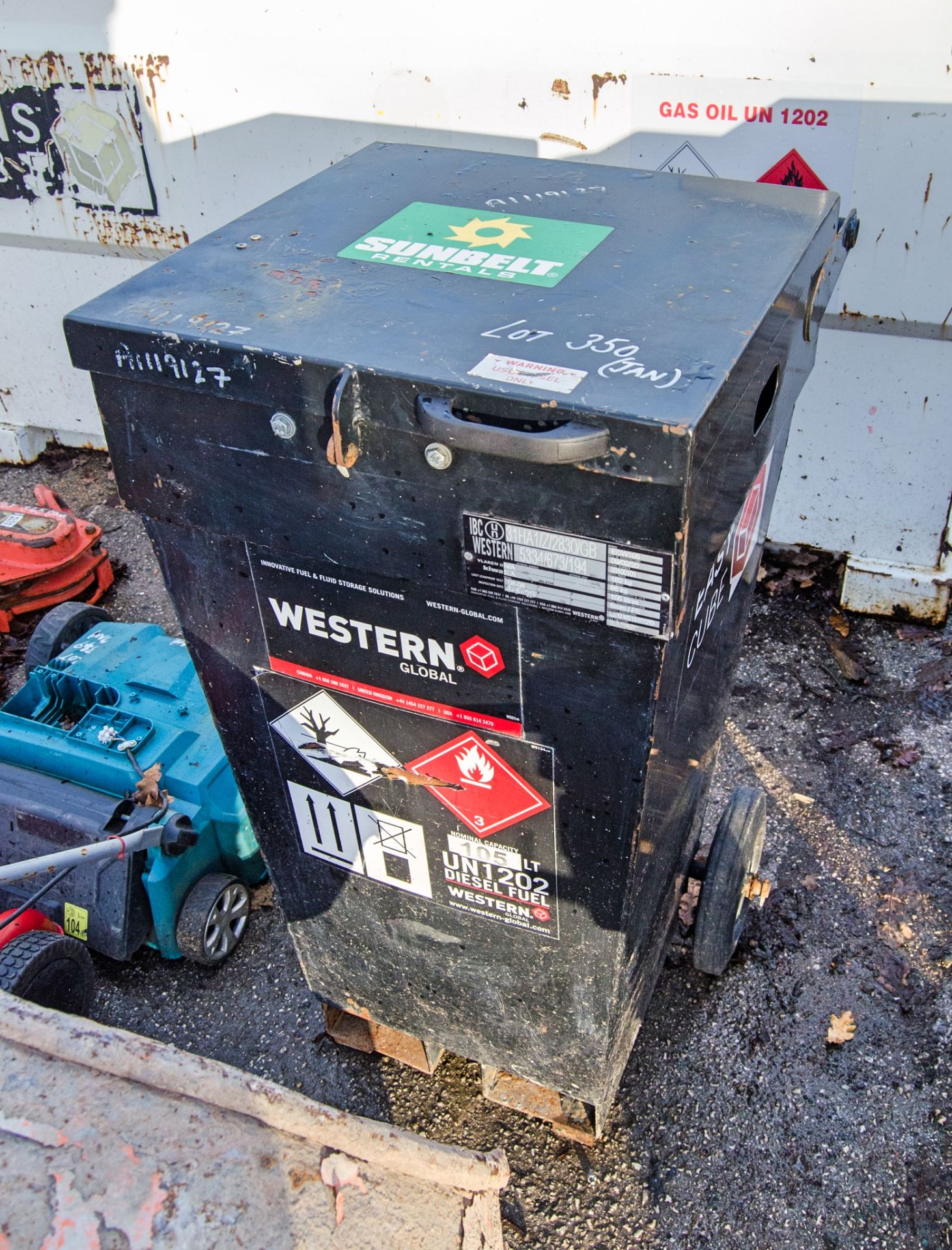 Western Easy Cube 100 litre bunded fuel bowser c/w manual pump, delivery hose and nozzle A1119127