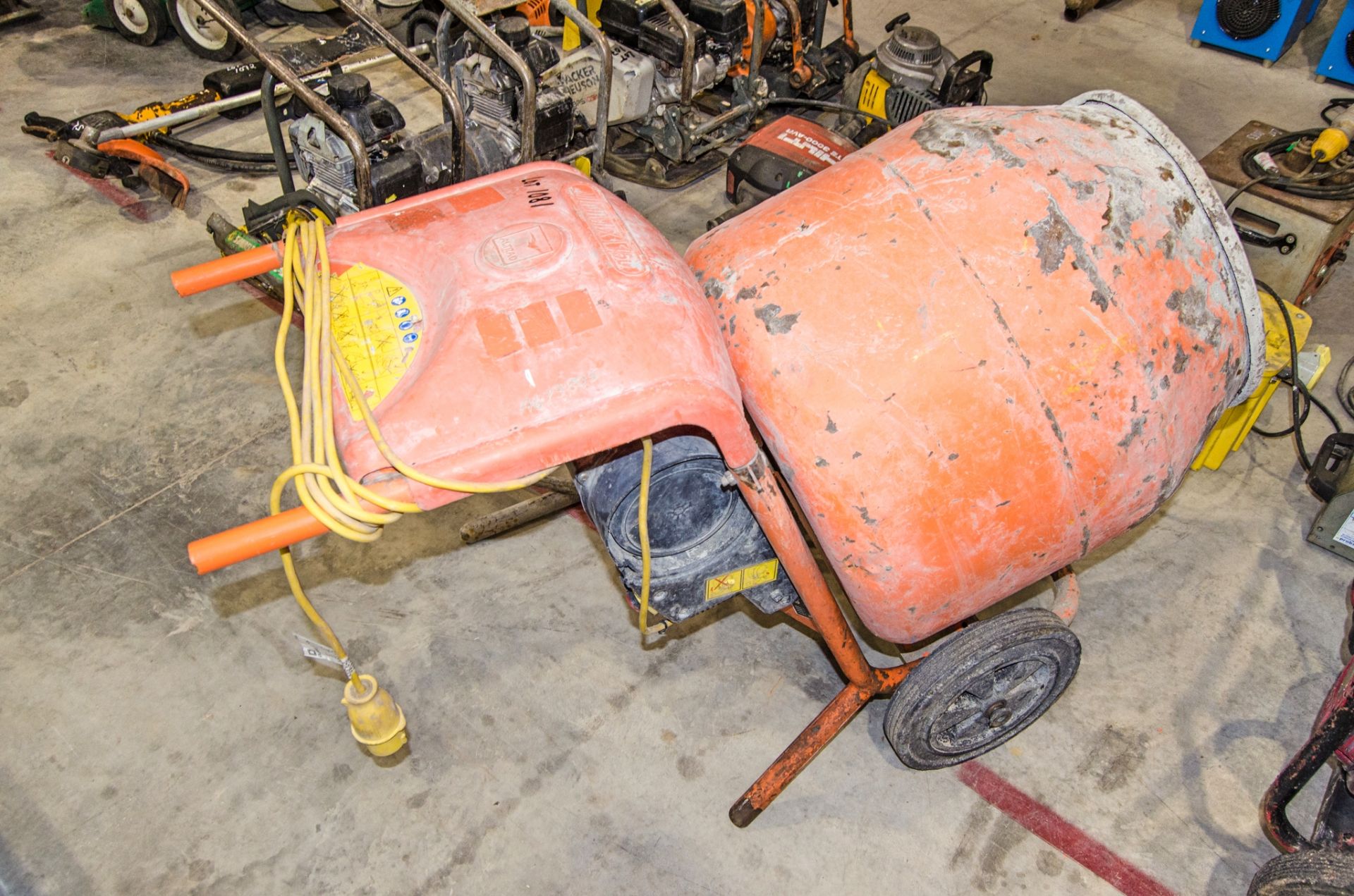 Belle Minimix 150 petrol driven cement mixer A673805 - Image 2 of 3