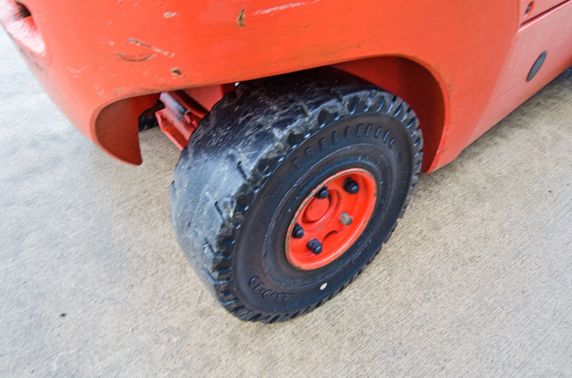 Linde H30D 3 tonne diesel driven fork lift truck Year: 2006 S/N: T00856 Recorded Hours: 9500 - Image 15 of 22