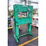 45 tonne hydraulic press N703324