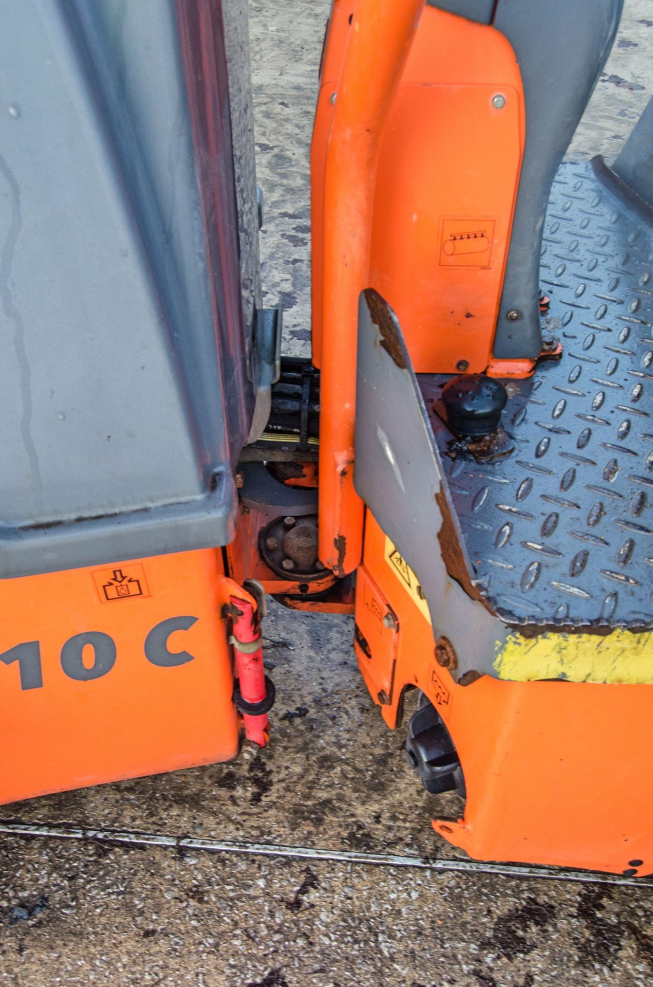 Hamm HD10C VV diesel driven double drum ride on roller Year: 2017 S/N: H1994823 Recorded Hours: - Image 12 of 19