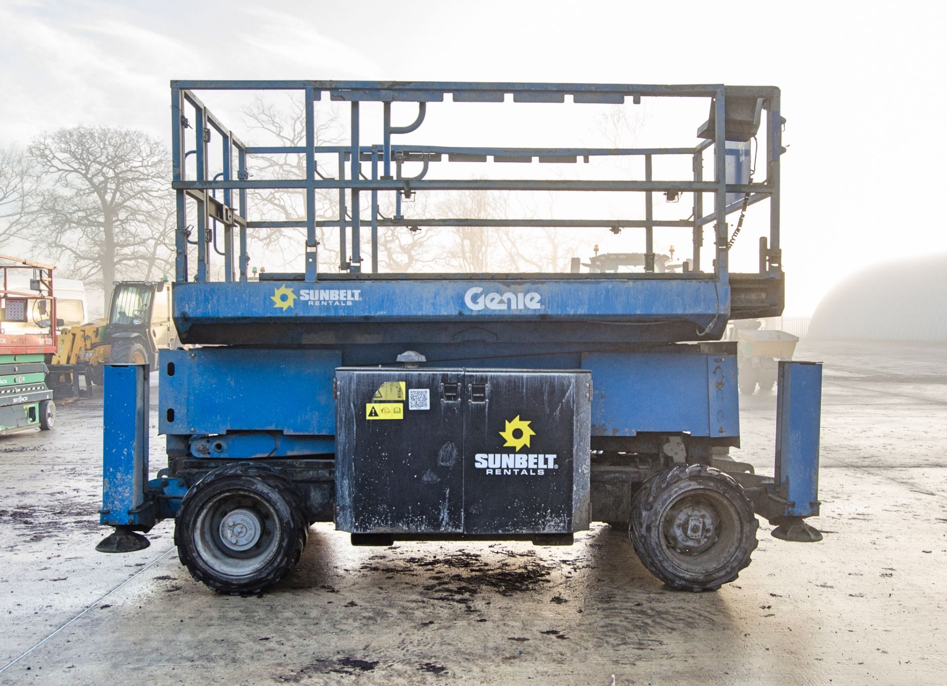 Genie GS3369 RT diesel driven scissor lift access platform Year: 2016 S/N: 16F8958 Recorded Hours: - Image 6 of 14