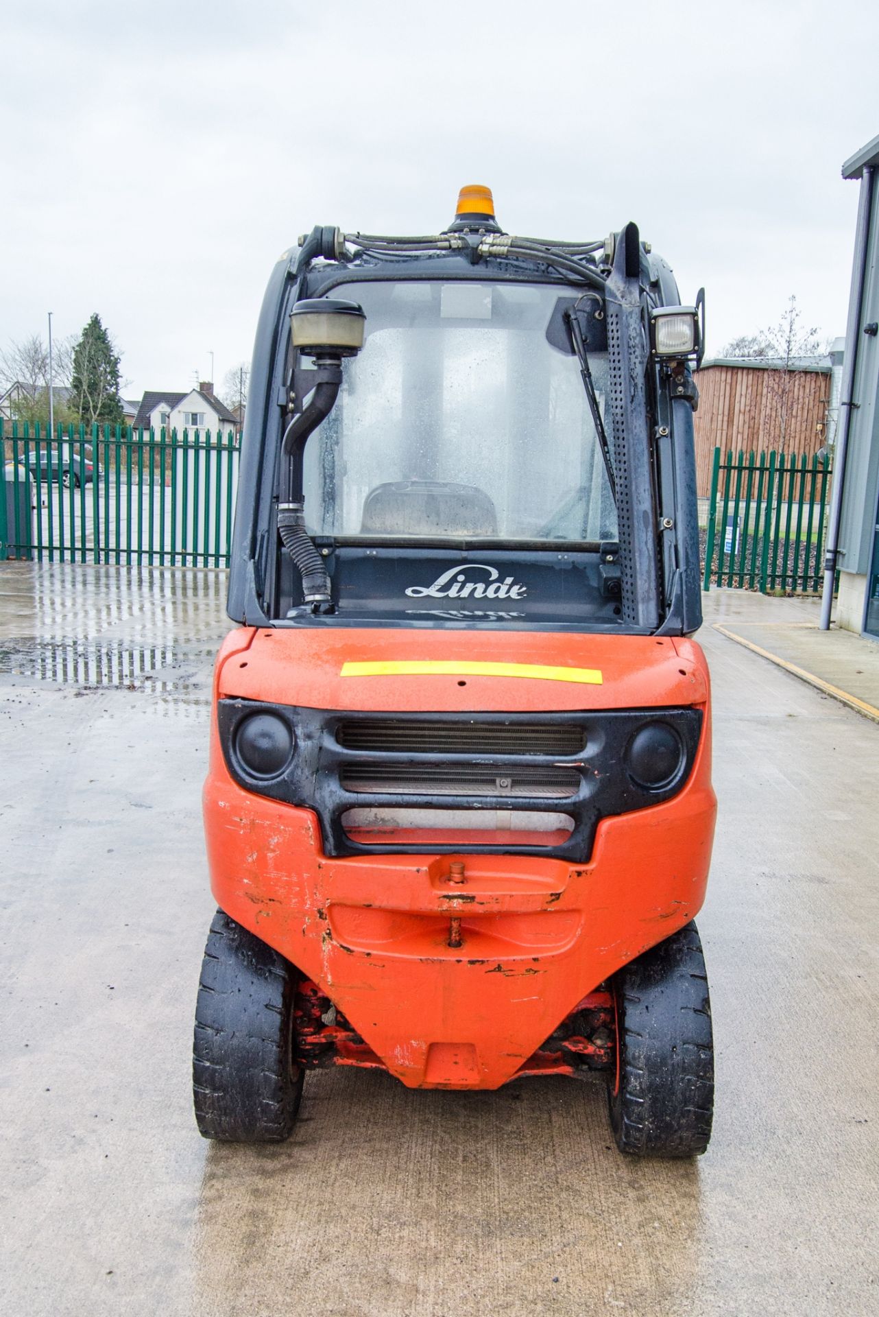 Linde H30D 3 tonne diesel driven fork lift truck Year: 2006 S/N: T00856 Recorded Hours: 9500 - Image 6 of 22