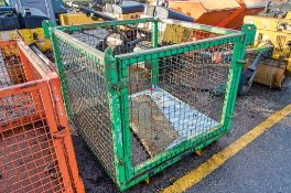 Personnel basket A652734