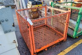 Personnel basket A1087354