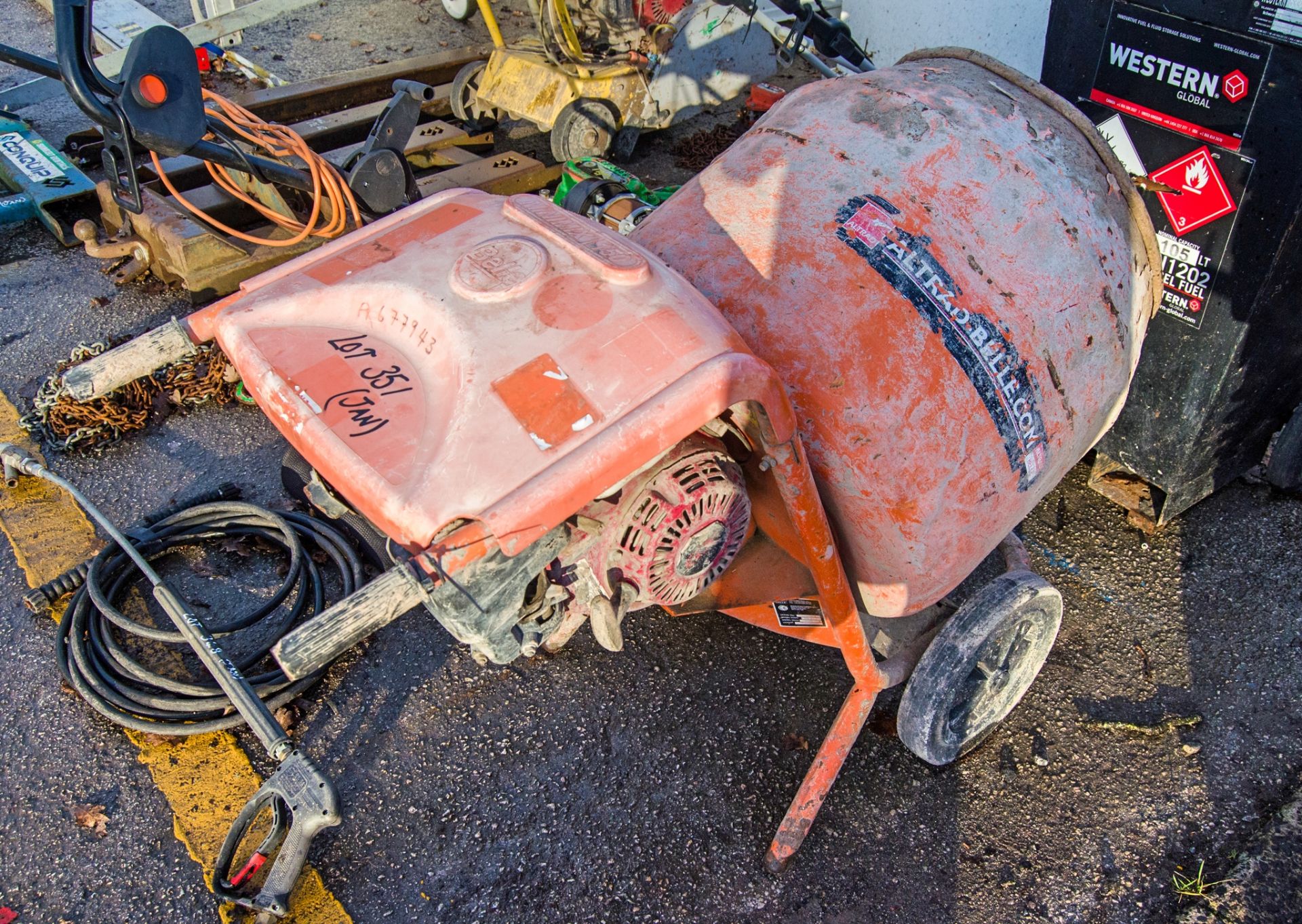 Belle Minimix 150 petrol driven cement mixer A677943 - Image 2 of 3