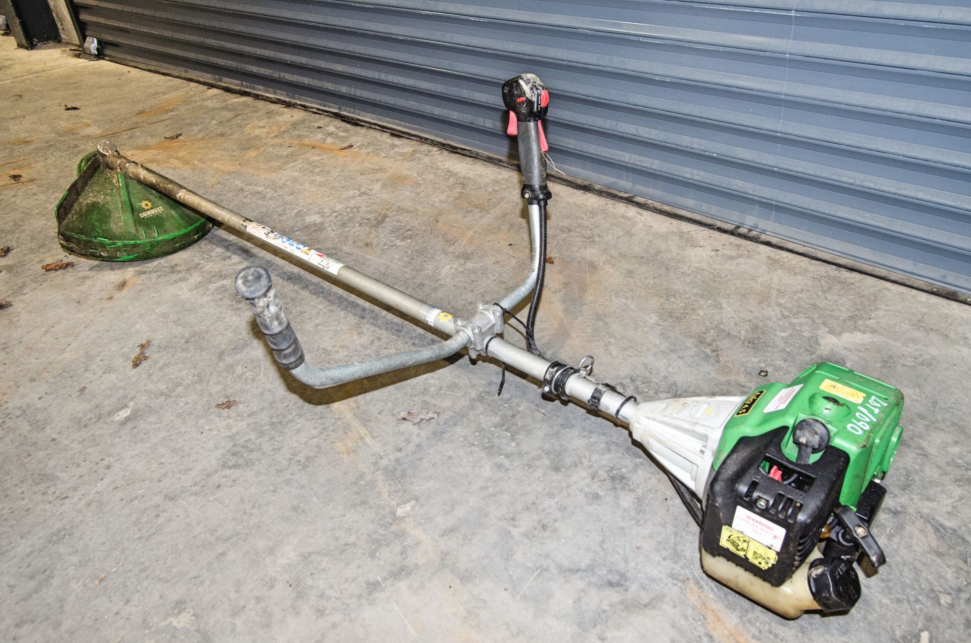 Active Big 4.5 petrol driven strimmer A1135544