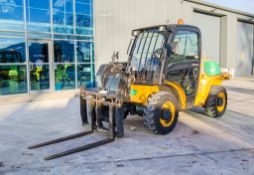 JCB 520-40 4 metre telescopic handler Year: 2017 S/N: 2314837 Recorded Hours: 2504 c/w V5C