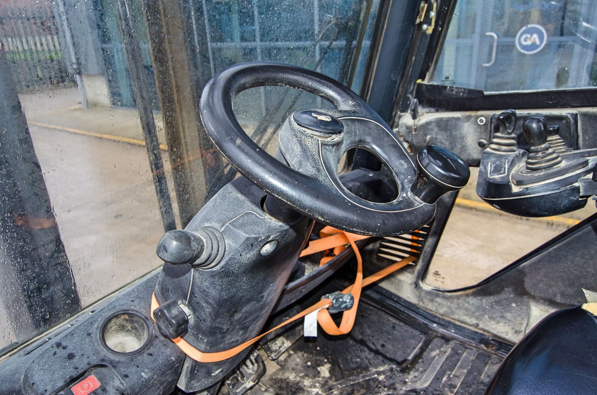 Linde H30D 3 tonne diesel driven fork lift truck Year: 2006 S/N: T00856 Recorded Hours: 9500 - Image 18 of 22