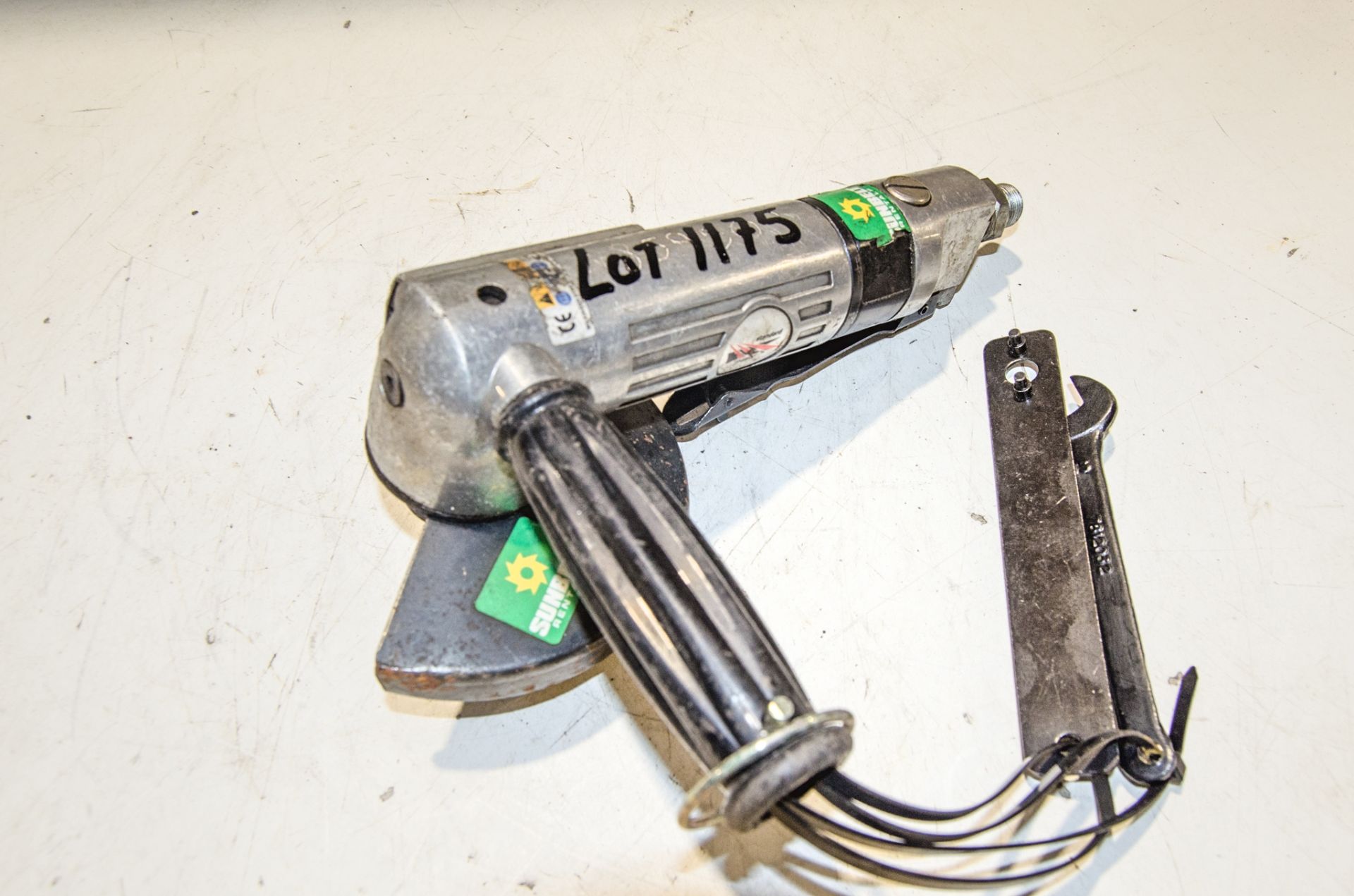 Pneumatic angle grinder A859503