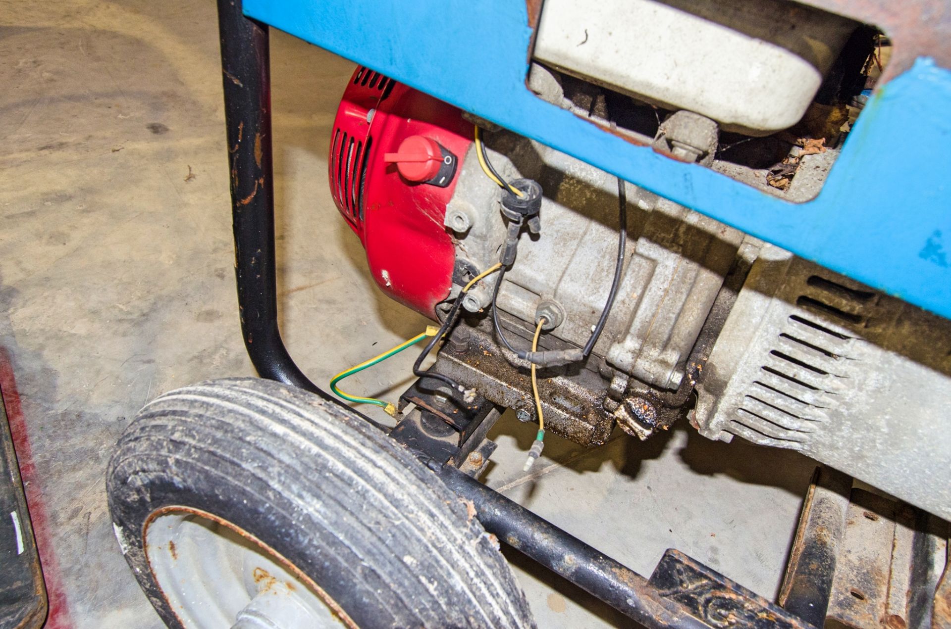 Genset petrol driven 4 kva generator - Image 3 of 4