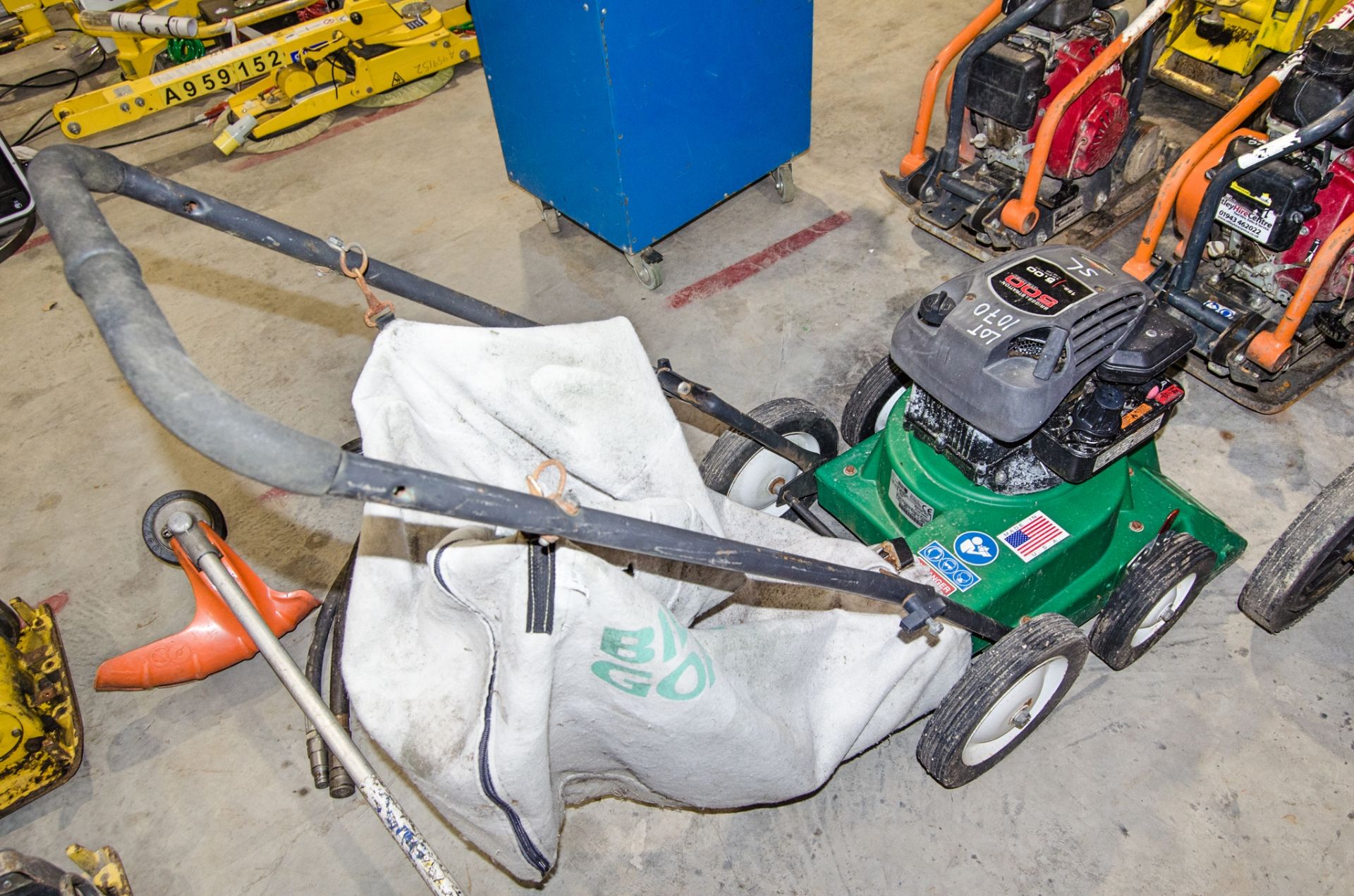 Billy Goat LB351 petrol driven leaf collector - Image 2 of 3