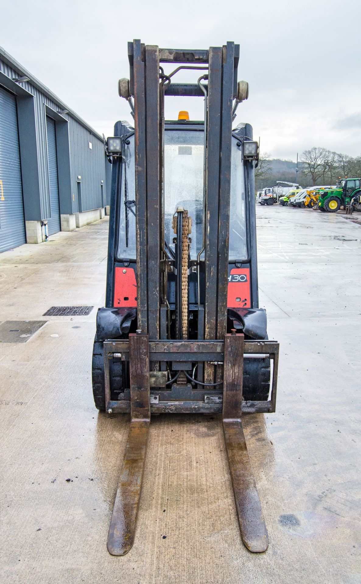 Linde H30D 3 tonne diesel driven fork lift truck Year: 2006 S/N: T00856 Recorded Hours: 9500 - Image 5 of 22