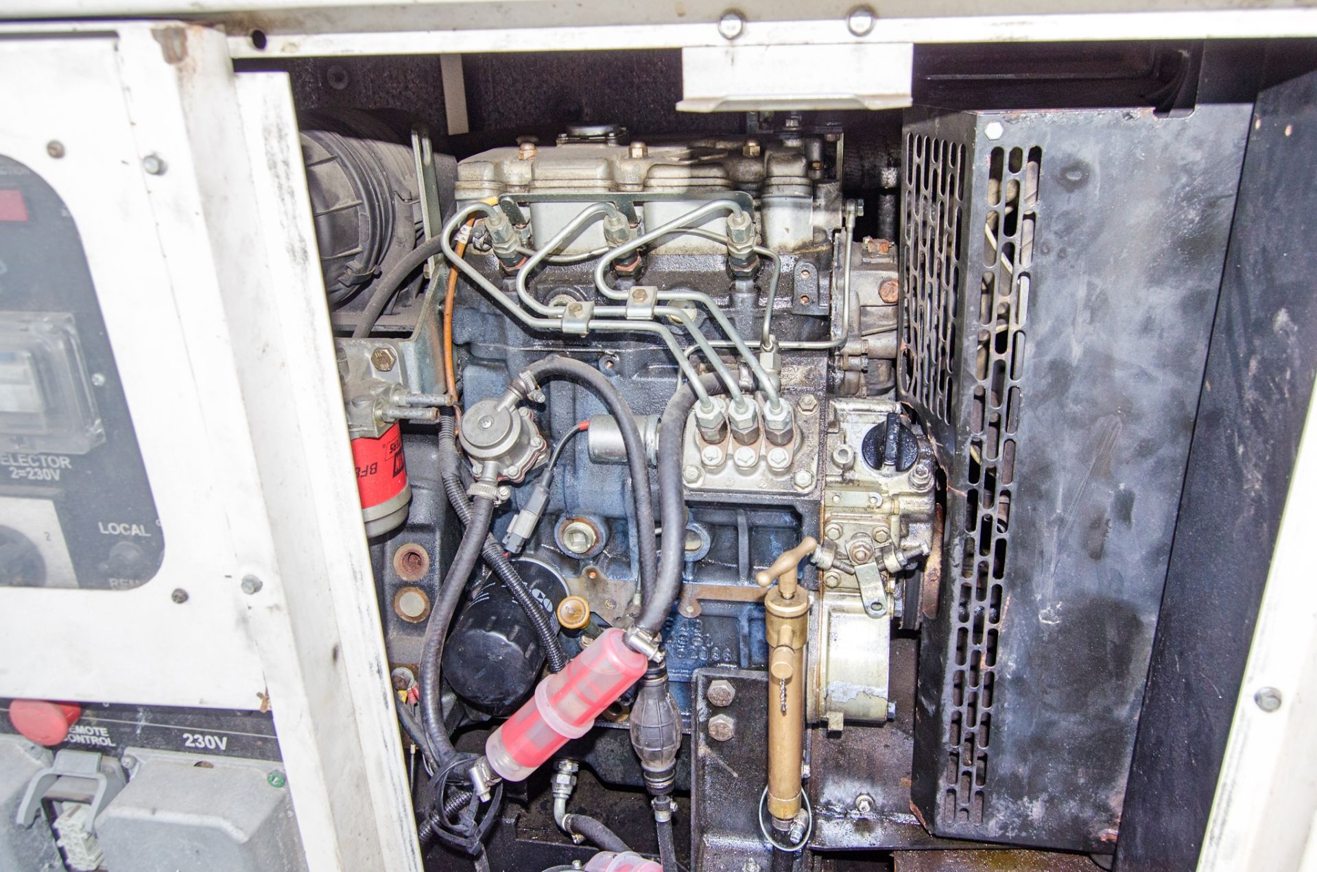 24ft x 9ft steel anti-vandal welfare site unit Comprising of: canteen area, office, toilet & - Image 9 of 10