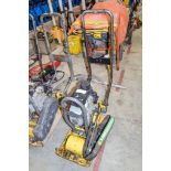 Wacker Neuson 1030VP petrol driven compactor plate A1161162 ** Belt cover broken off **