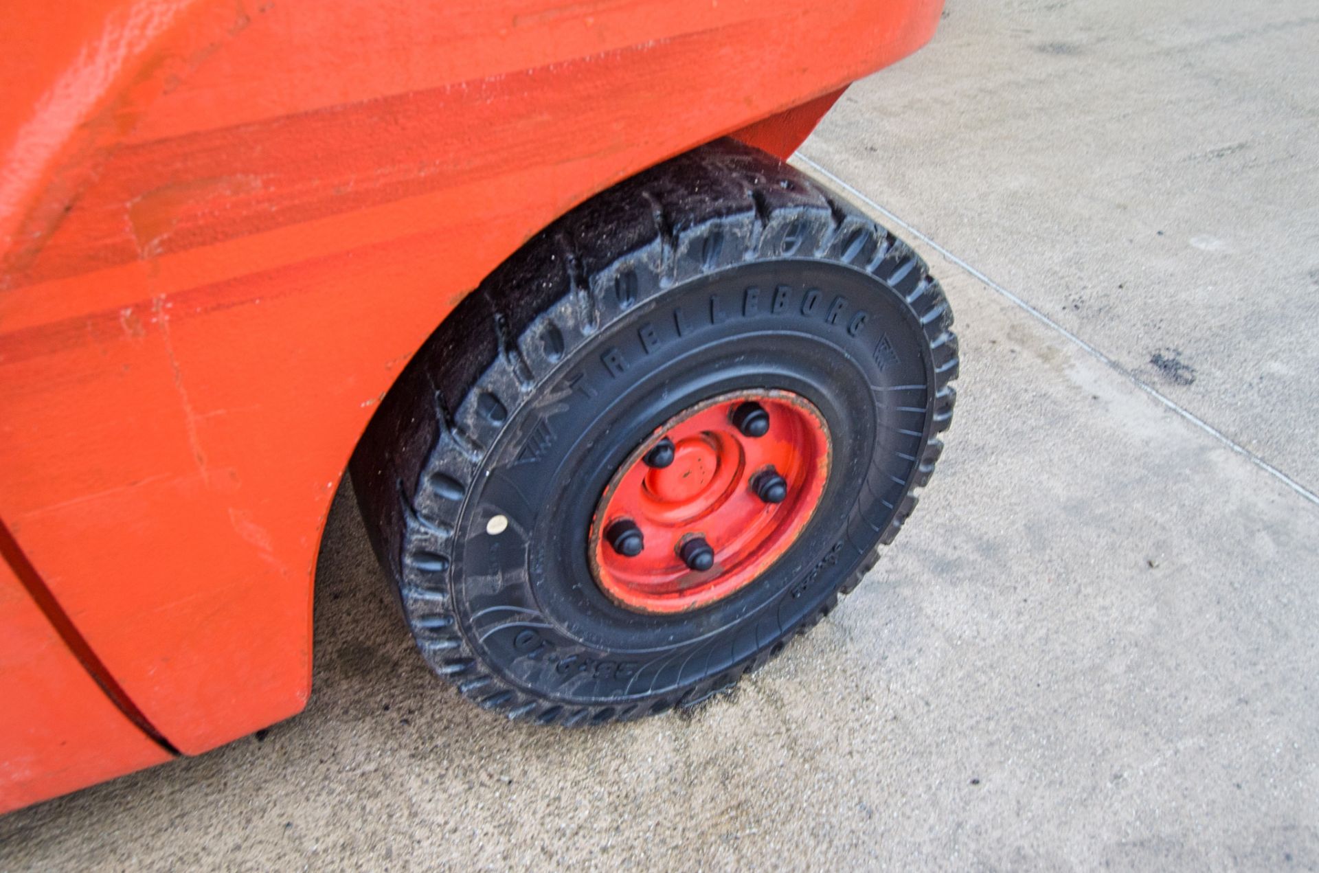 Linde H30D 3 tonne diesel driven fork lift truck Year: 2006 S/N: T00856 Recorded Hours: 9500 - Image 14 of 22