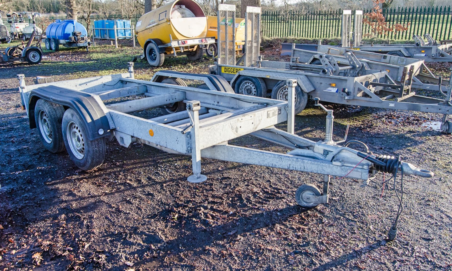 Knott Avonride 11ft x 4.5ft tandem axle generator trailer S/N: 1127688 H5110430 - Image 2 of 7