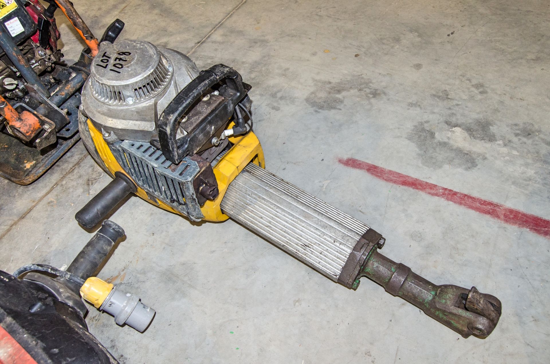 Wacker Neuson BH55 petrol driven breaker A675958