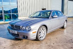 Jaguar XJ Sovereign V6 TDVi 2720cc diesel automatic 4 door saloon car Registration Number: BV09