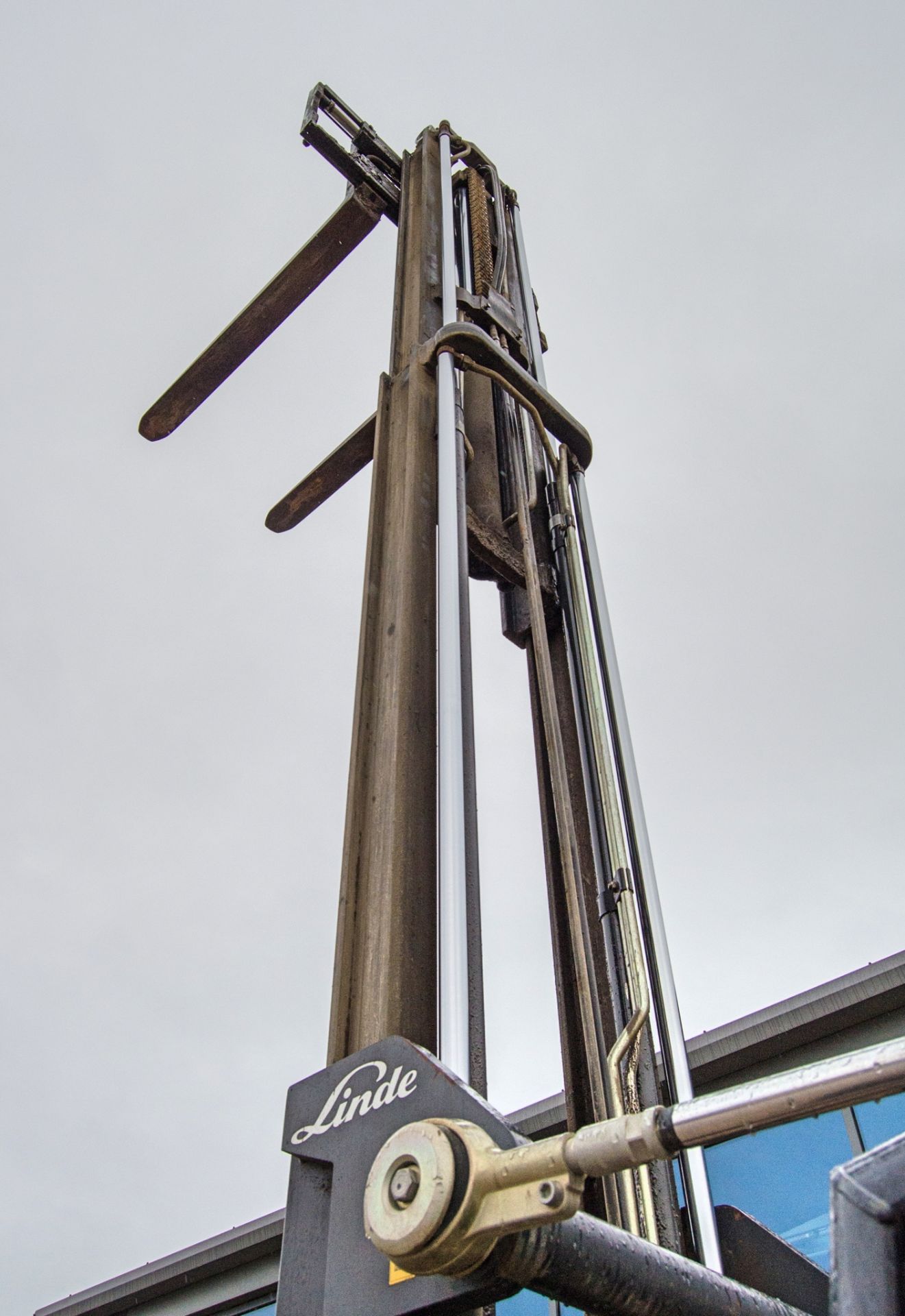 Linde H30D 3 tonne diesel driven fork lift truck Year: 2006 S/N: T00856 Recorded Hours: 9500 - Image 11 of 22