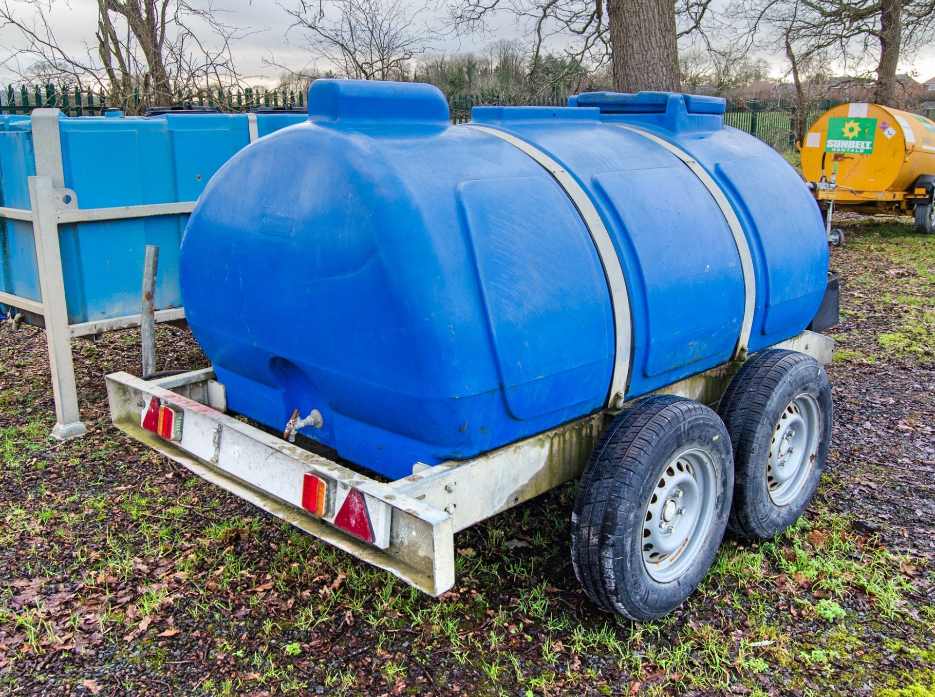 Western 2000 litre fast tow diesel pressure washer bowser c/w hose and lance A749878 - Image 3 of 7