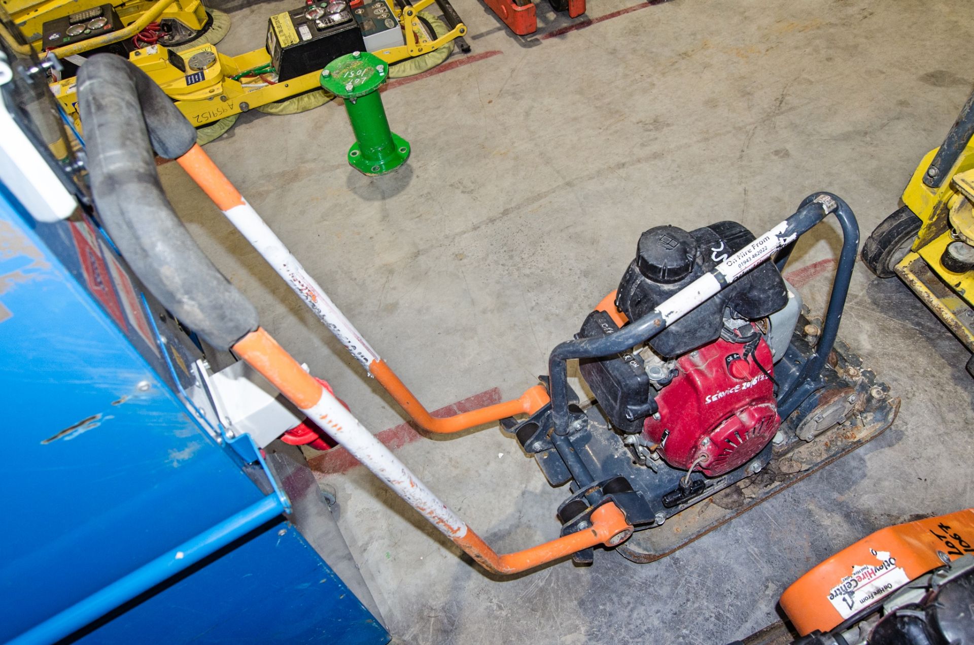 Belle LC3251 petrol driven compactor plate - Image 2 of 3