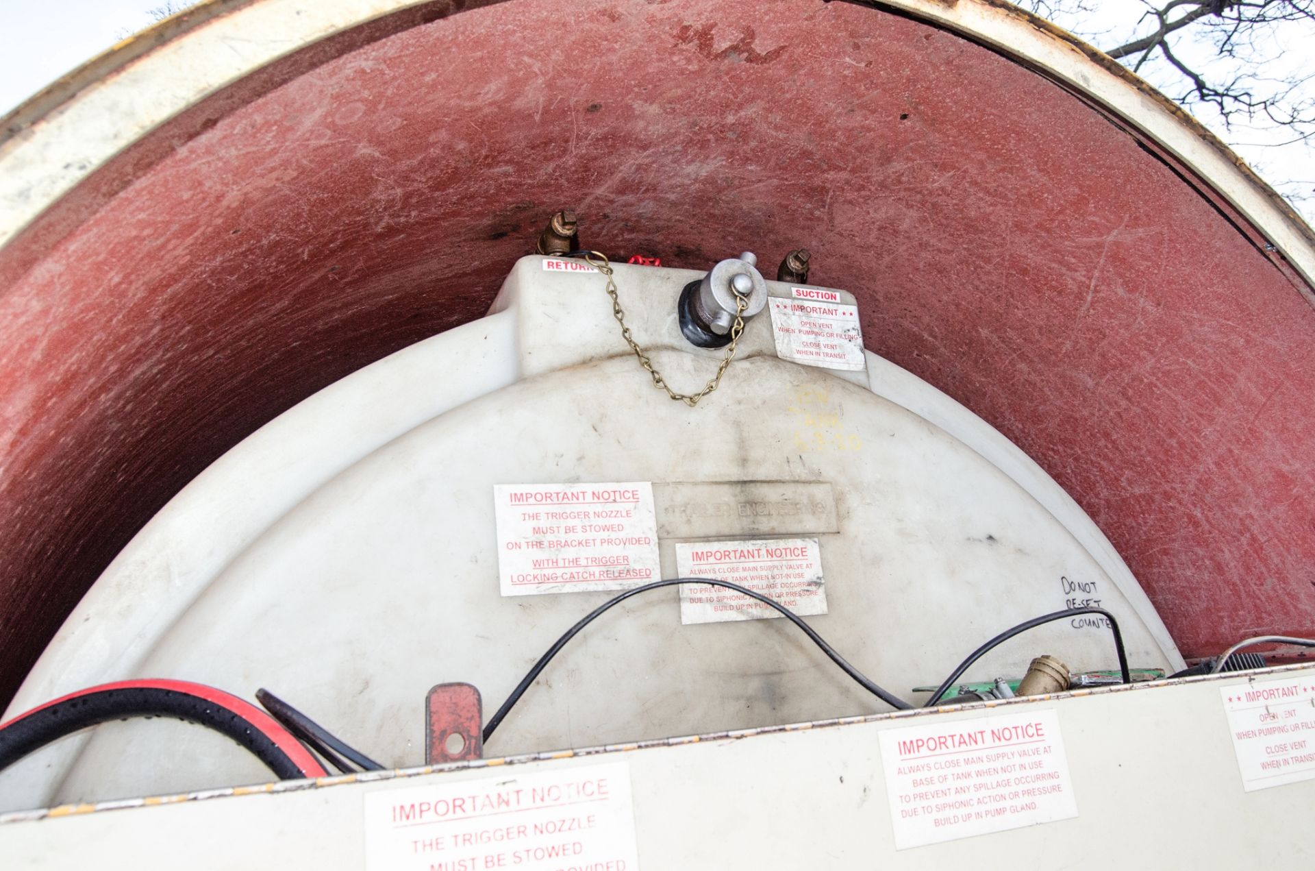 Trailer Engineering 2140 litre fast tow steel bunded diesel bowser c/w 12v electric pump, delivery - Image 7 of 8