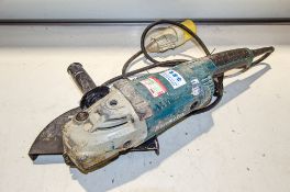 Makita GA9020 110v 230mm angle grinder ** Casing loose ** A1097960