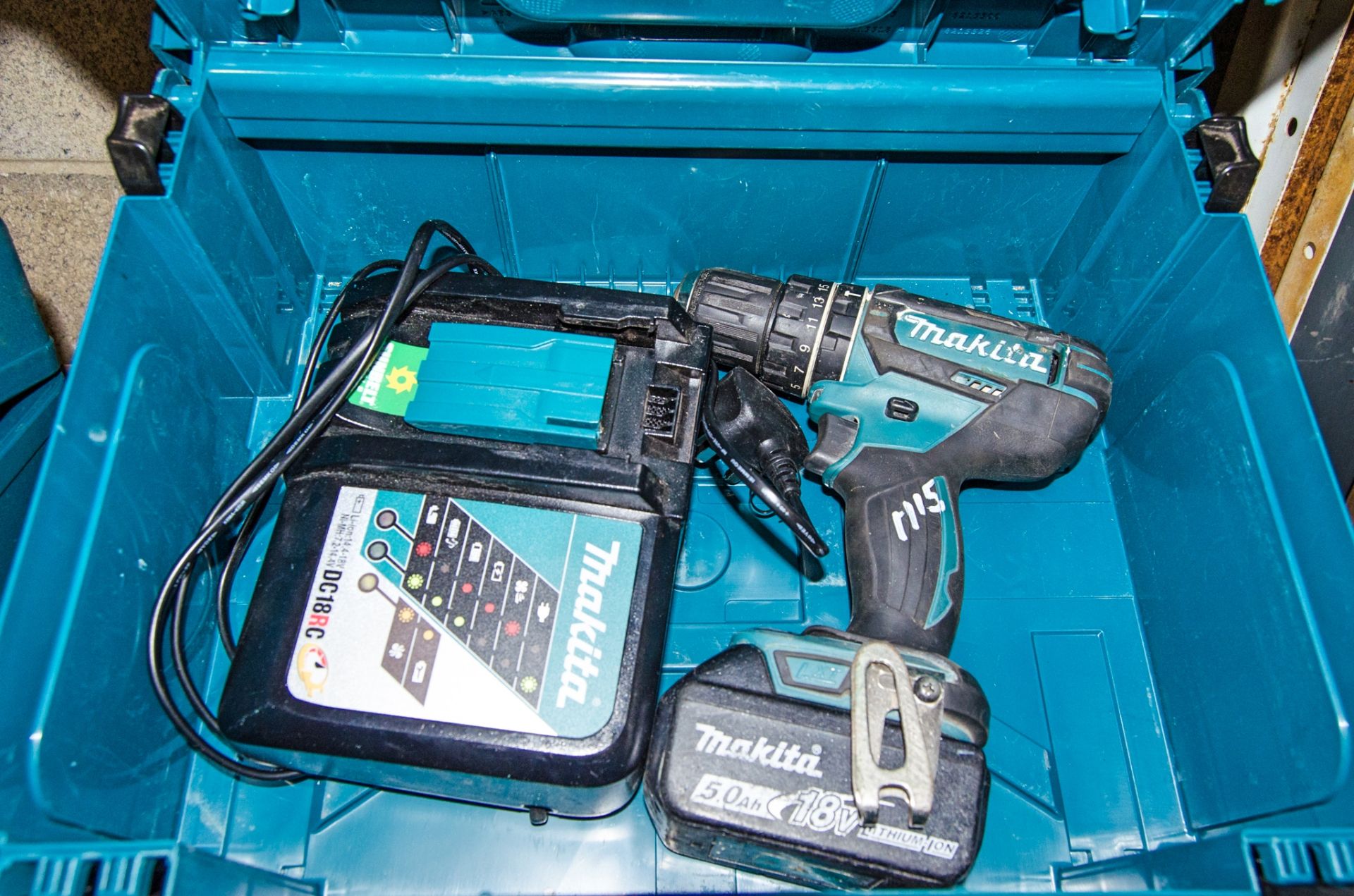 Makita DHP482 18v cordless power drill battery, charger and carry case A182129