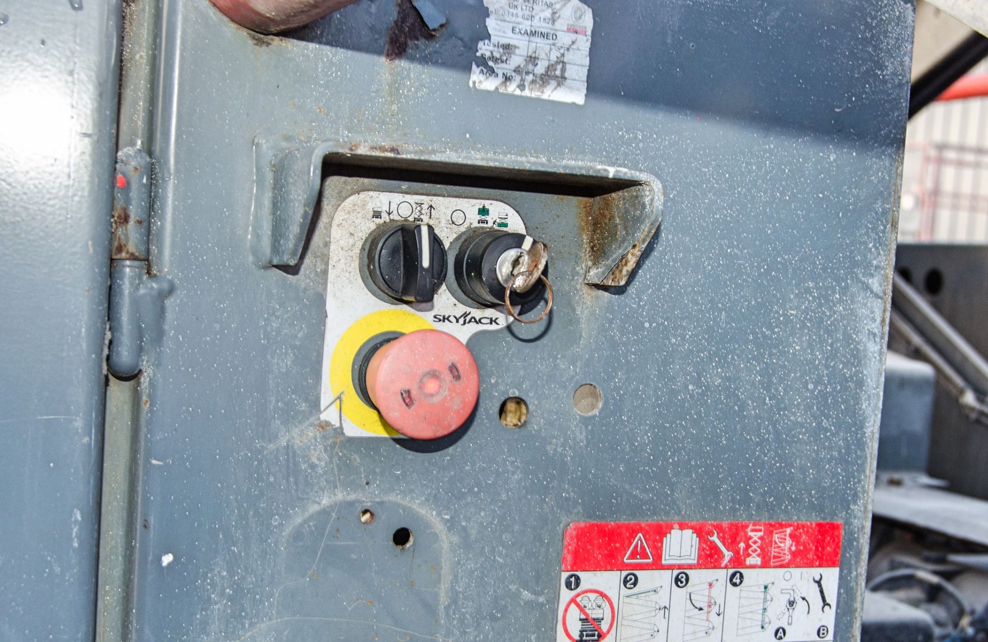 Skyjack SJ9250 diesel driven scissor lift access platform Year: 2017 S/N: 50002090 Recorded Hours: - Image 12 of 15