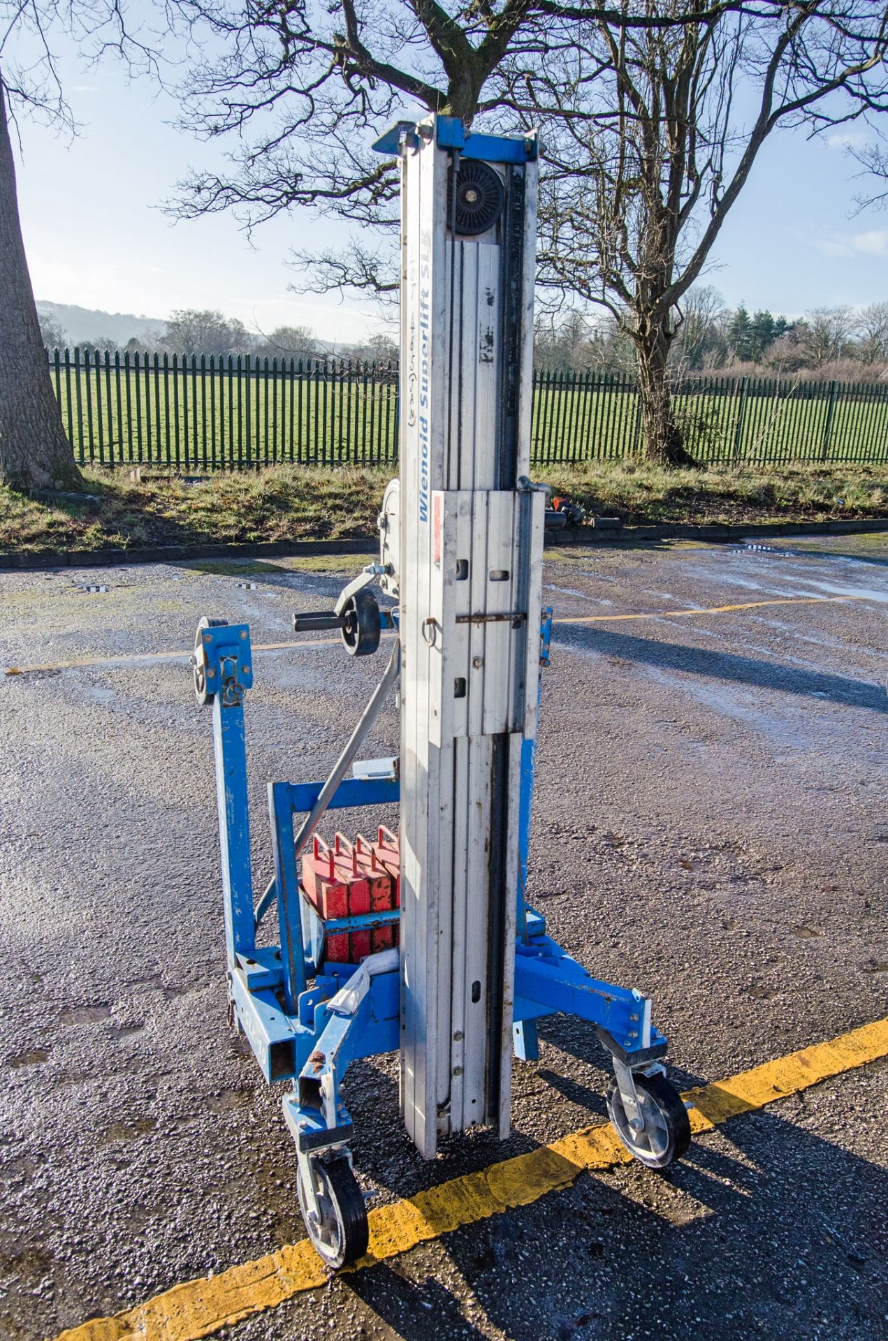Genie SLA10 manual material hoist c/w forks and weights A109775
