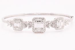 Stunning 2.14 Carat ( Natural ) Diamond Bangle Set in 18k White Gold - F/G/G/H Colour - VS Clarity