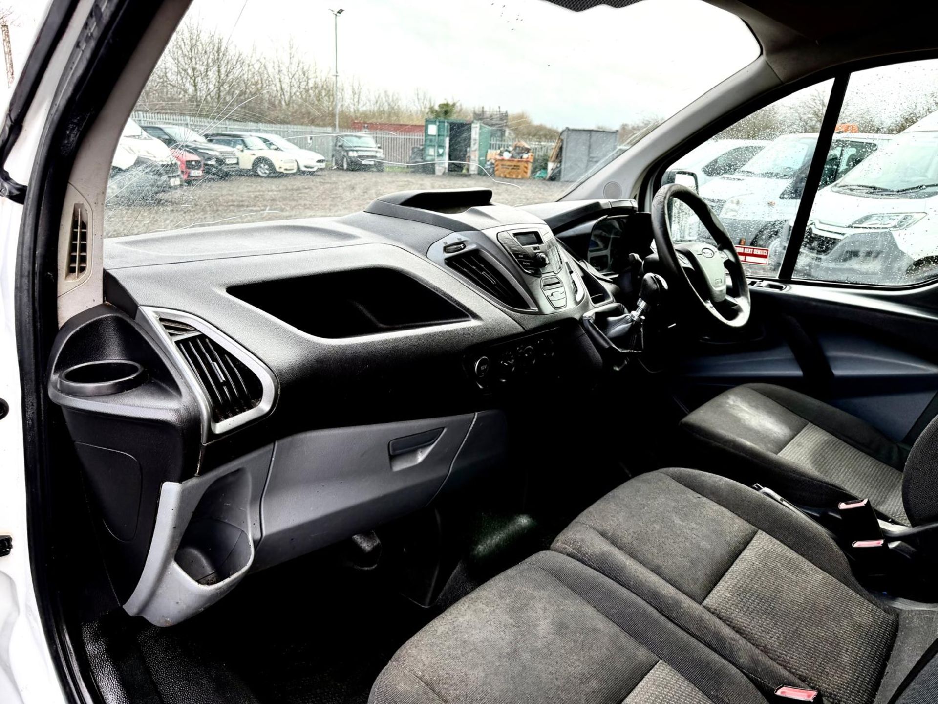 Ford Transit Custom 2.2 TDCI 100 270 L1 H1 CrewCab 2016 '16 Reg' 6 Seats - Image 10 of 16