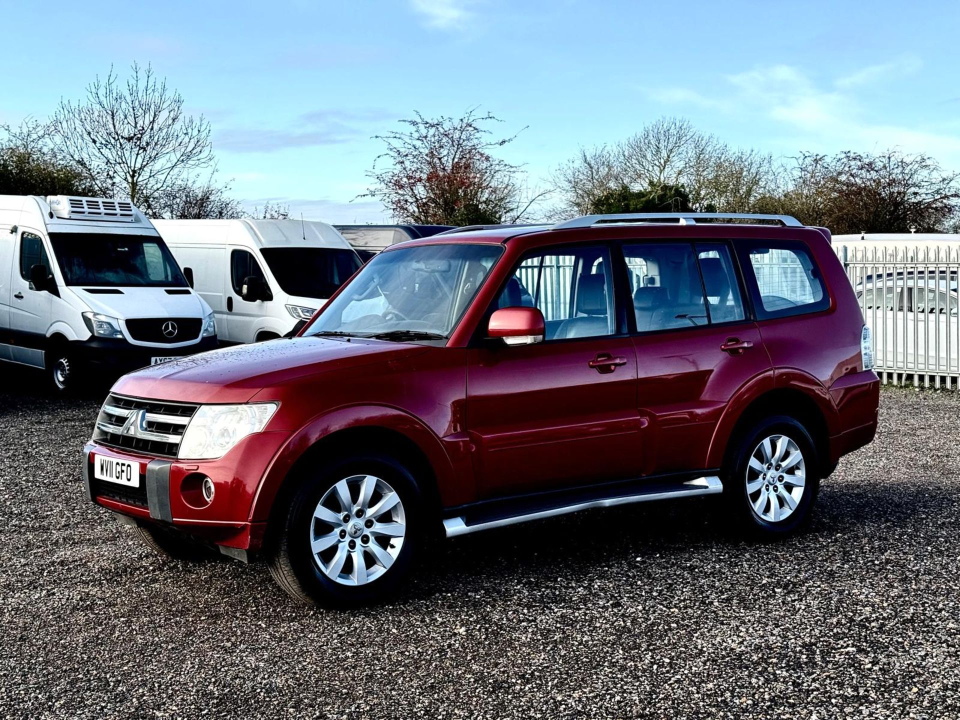 **ON SALE**Mitsubishi Shogun 3.2 DI-DC 197 Elegance 2011 '11 Reg' 4WD - Sat Nav - A/C - 7 Seats - Image 2 of 19