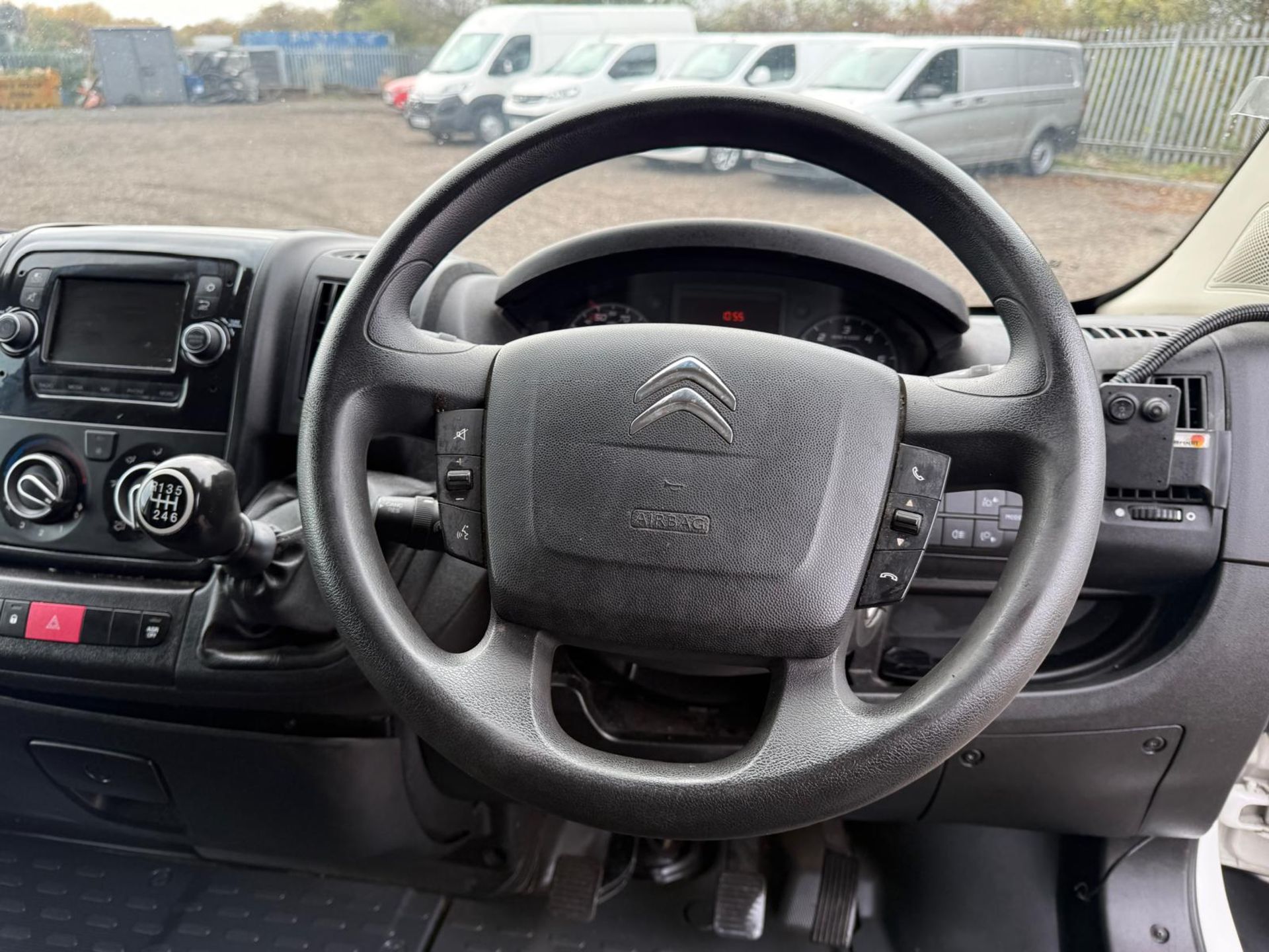 Citroen Relay Enterprise 35 2.2 BLUEHDI L4 H/R 2020 '70 Reg' A/C - Navigation - Image 14 of 17