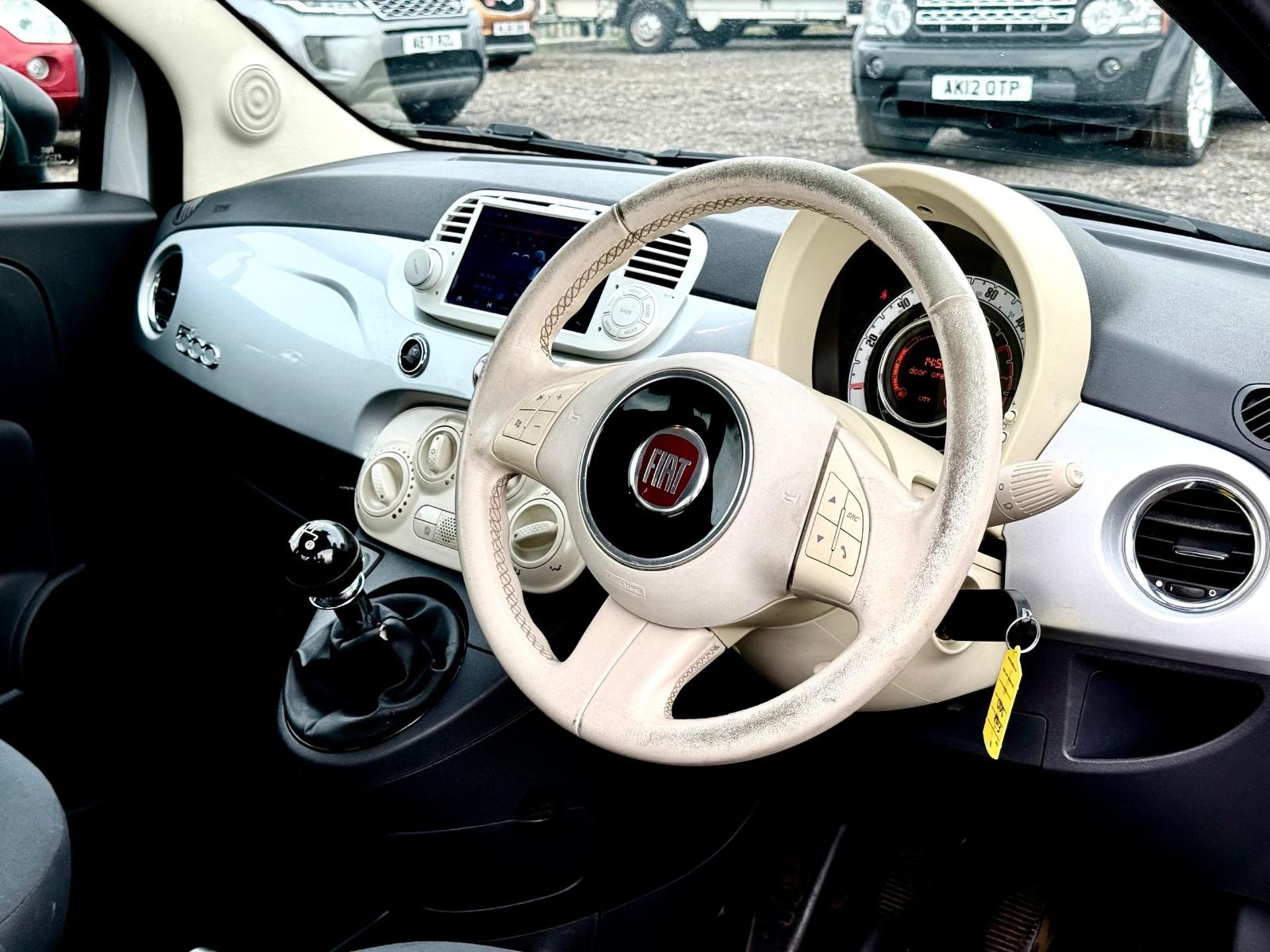 ** ON SALE ** Fiat 500 1.2 POP Hatchback 2010 '60 Reg' Sat Nav - ULEZ Compliant - A/C - Image 11 of 16