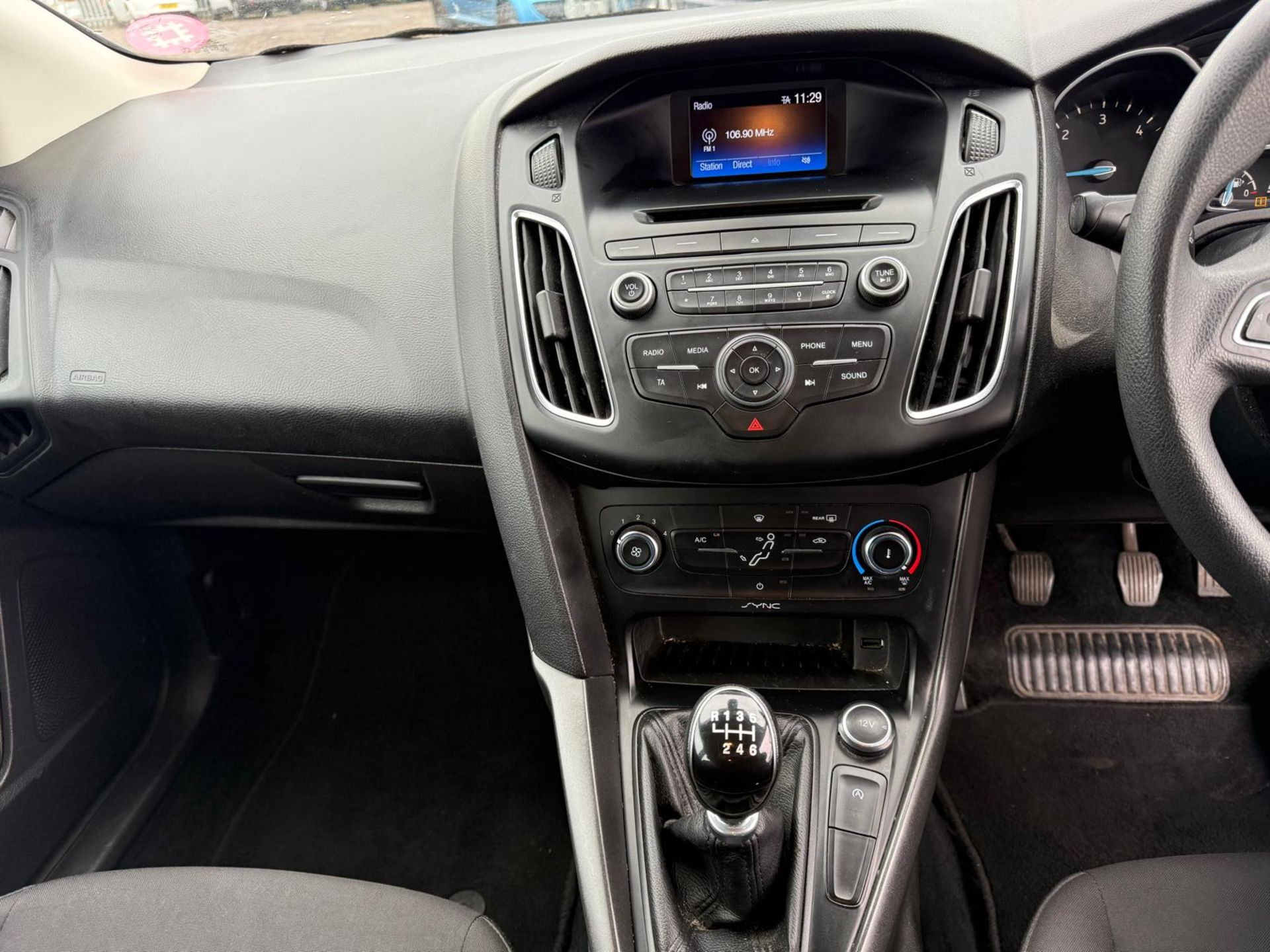 Ford Focus Estate 1.5 TDCI 105 EcoNetic Style 2017 '66 Reg' A/C - ULEZ Compliant - Image 13 of 19