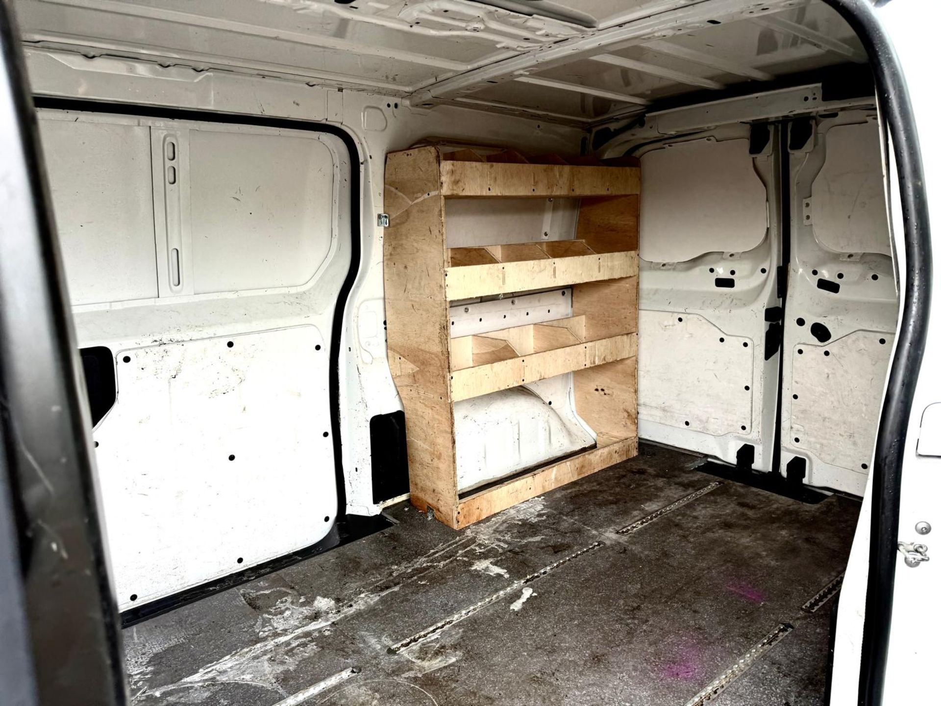 **ON SALE**Citroen Dispatch 2.0 BlueHDI 120 Enterprise 1400 2019 '19 Reg' Sat Nav - A/C - ULEZ Compl - Image 5 of 17