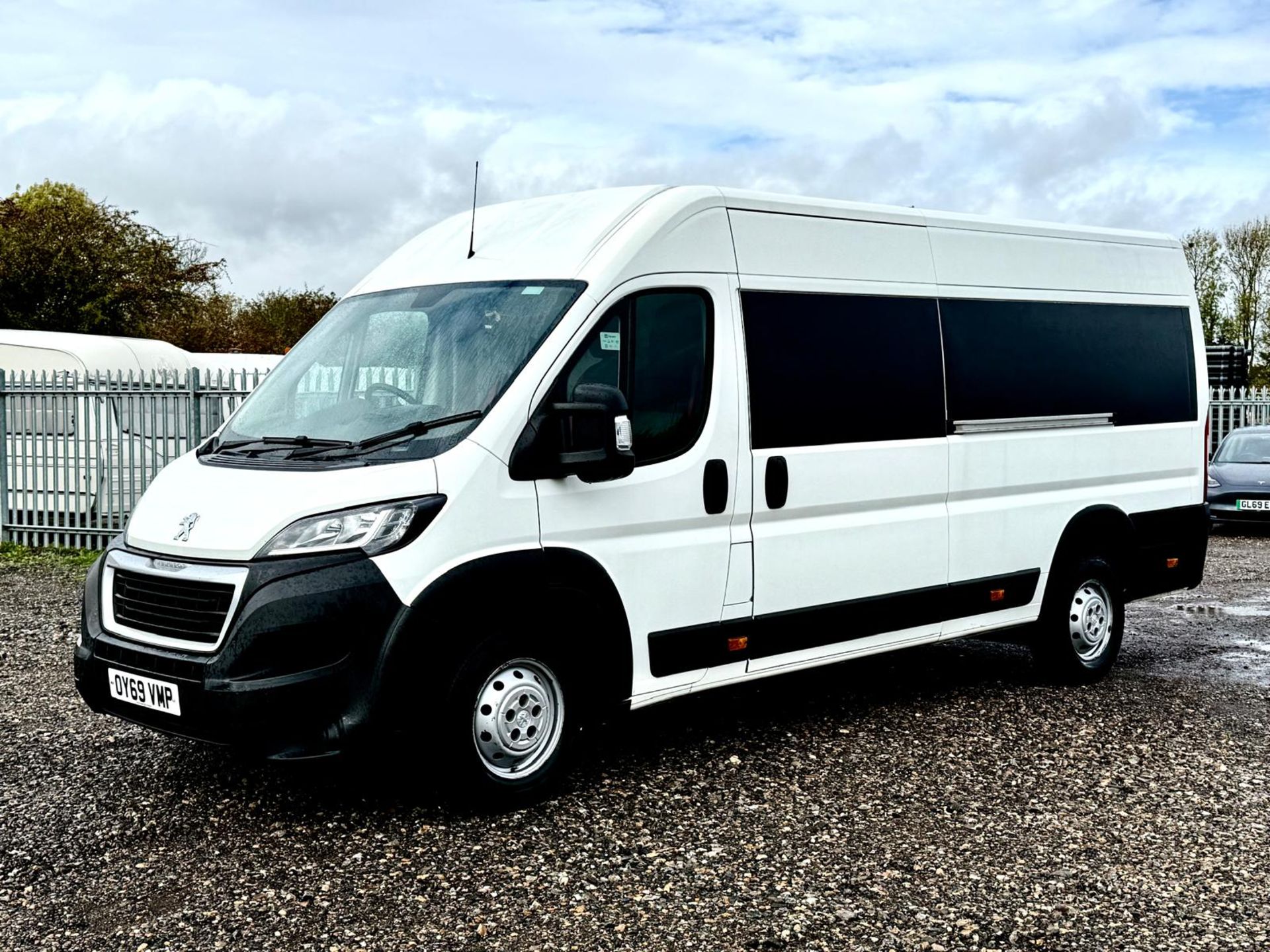 **ON SALE** Peugeot Boxer Professional 2.2 BlueHDI L4 H2 2019 '69 Reg' - ULEZ Compliant - A/C - Navi - Image 2 of 17